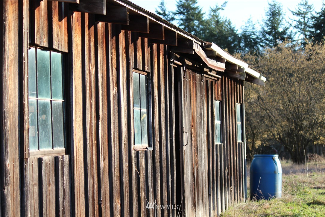 5331 Edens Road Anacortes, WA 98221 - Photo 9 of 11 Gallery Image 9