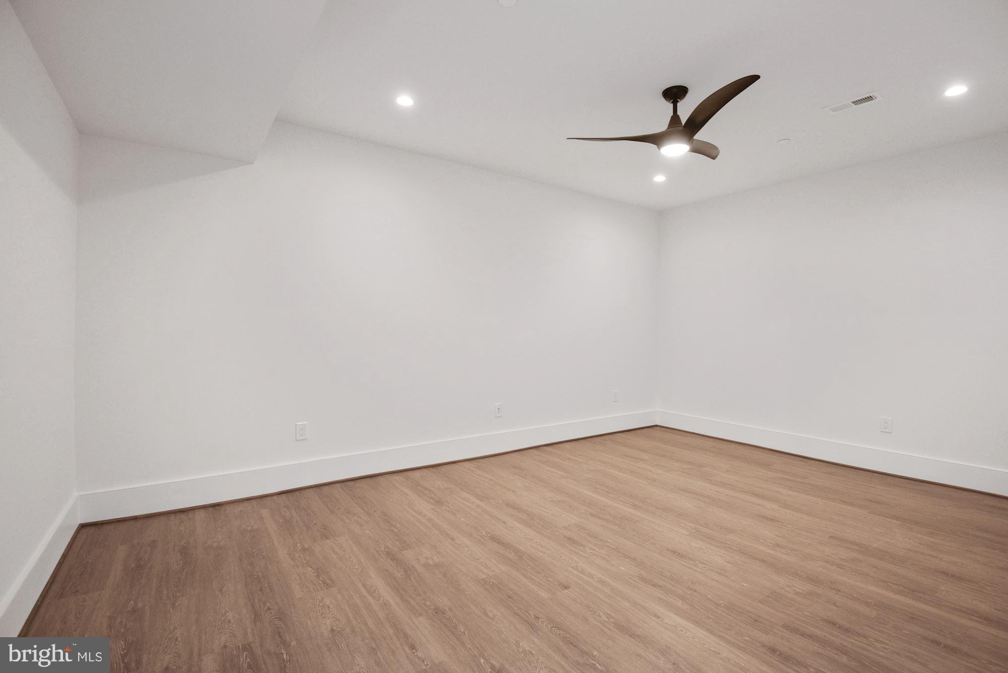 6224 Winnebago Road Bethesda, MD 20816 - Photo 54 of 62