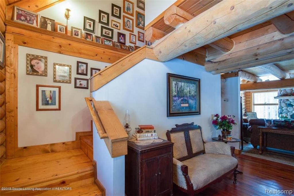 7023 Munsell Road Howell, MI 48843 - Photo 3 of 92