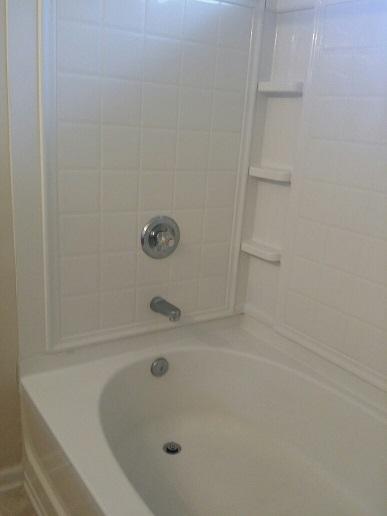 9312 Ayscough Road Summerville, SC 29485 - Photo 14 of 20 Master bathroom with garden tub