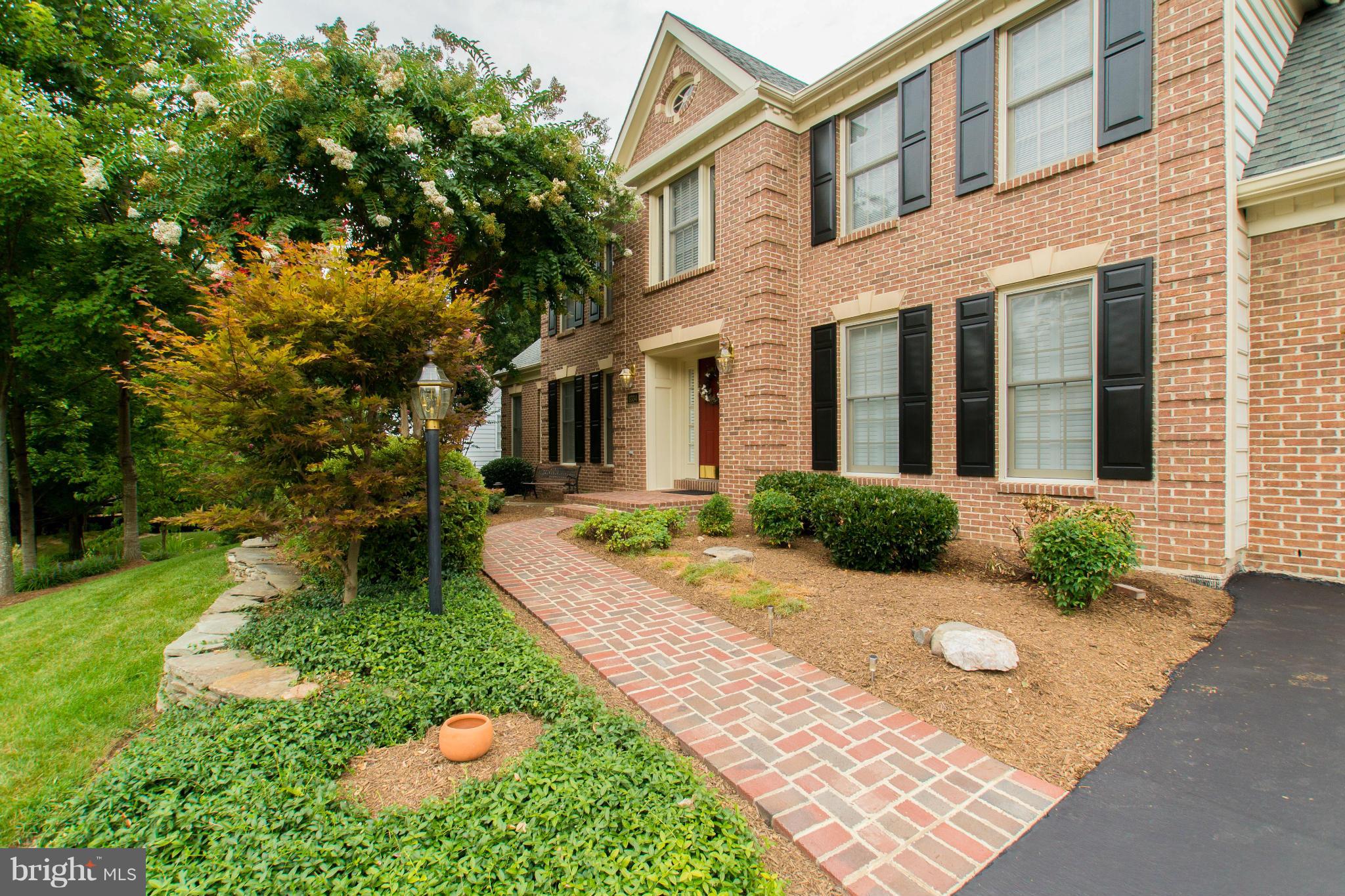 8334 Kings Ridge Court Springfield, VA 22153 - Photo 4 of 30 Brick Walkway/Blue Stone Wall
