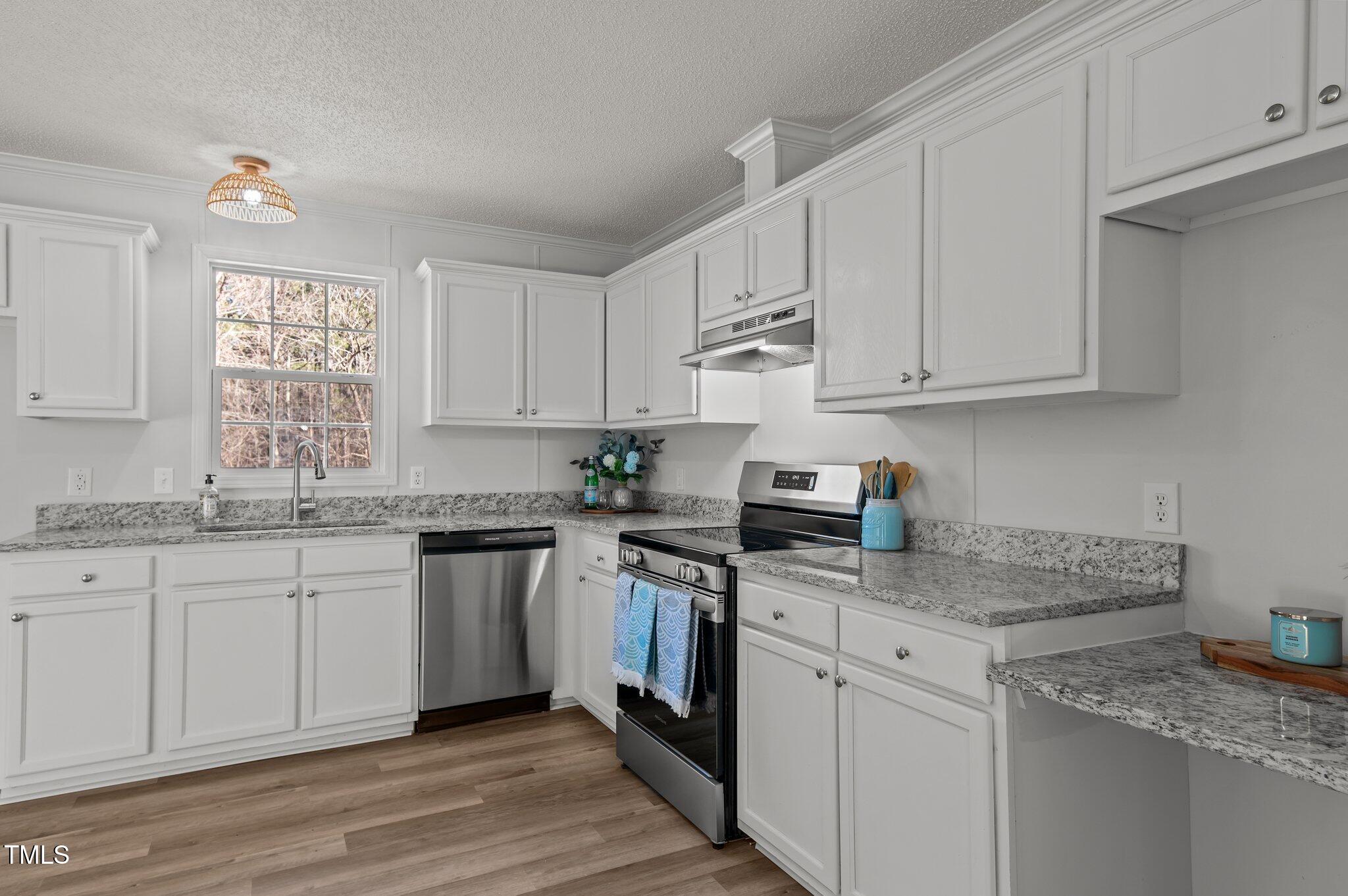 102 Anderson Drive Wake Forest, NC 27587 - Photo 11 of 37 19-web-or-mls-DSC_5944