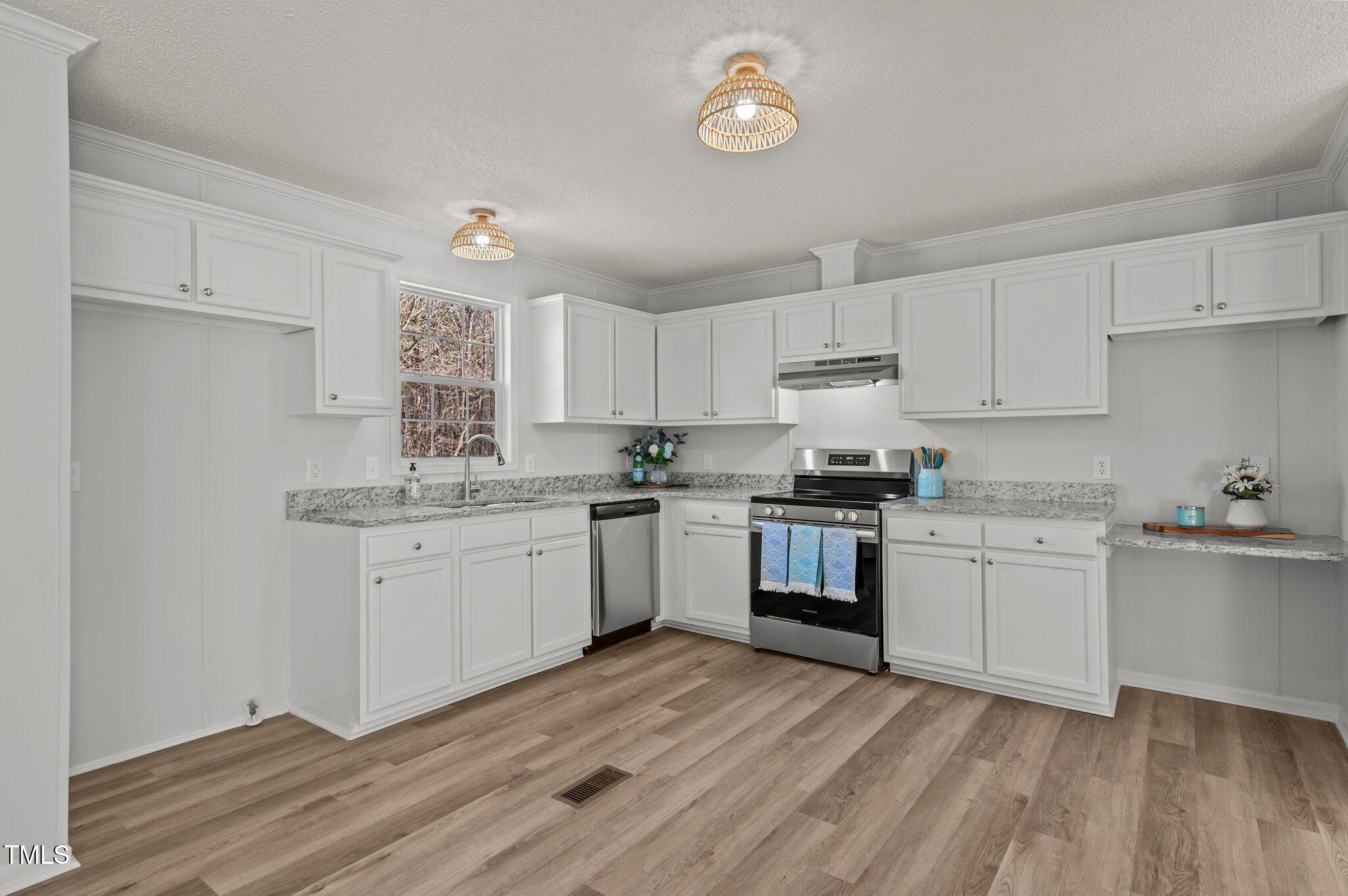 102 Anderson Drive Wake Forest, NC 27587 - Photo 12 of 37 20-web-or-mls-DSC_5947