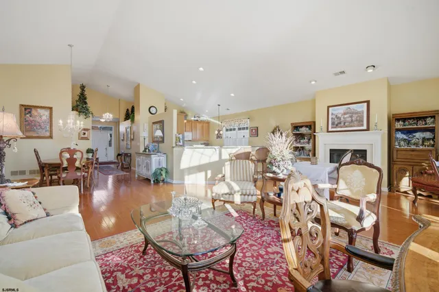 $505,000 | 8 Highbury Court, Galloway Township, NJ 08205