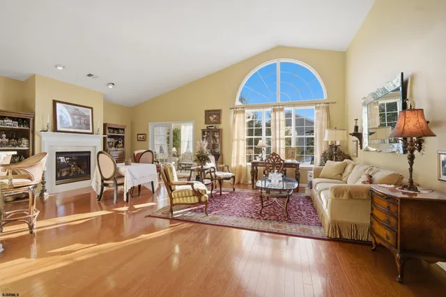 $505,000 | 8 Highbury Court, Galloway Township, NJ 08205