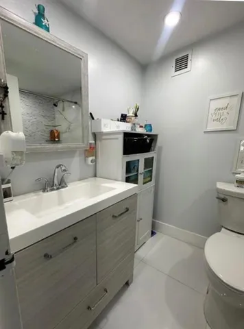 $300,000 | 2350 Northeast 135th Street, Unit 203, North Miami, FL 33181