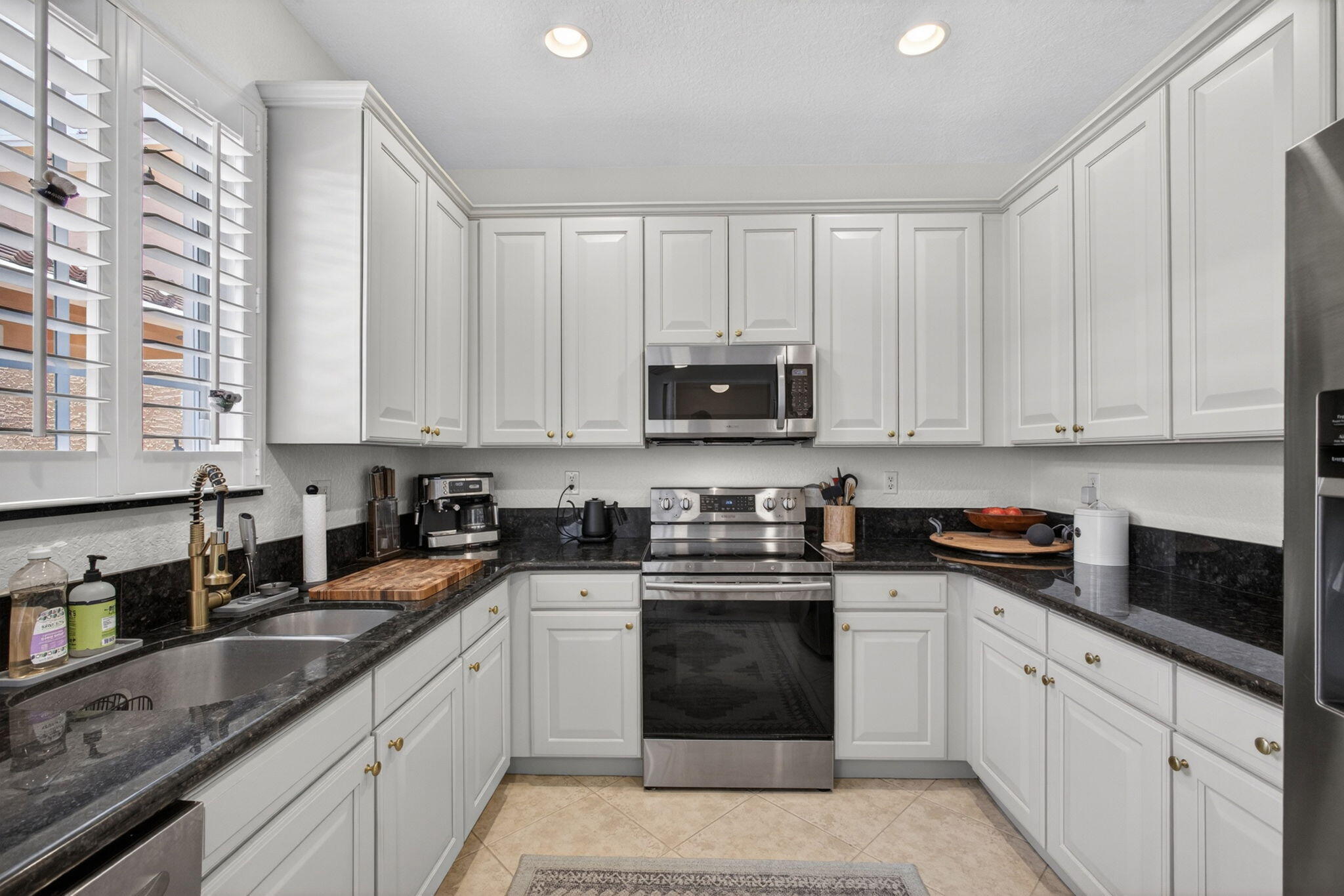 132 Midleton Way Jupiter, FL 33458 - Photo 15 of 64 17-web-or-mls-5D1A7721