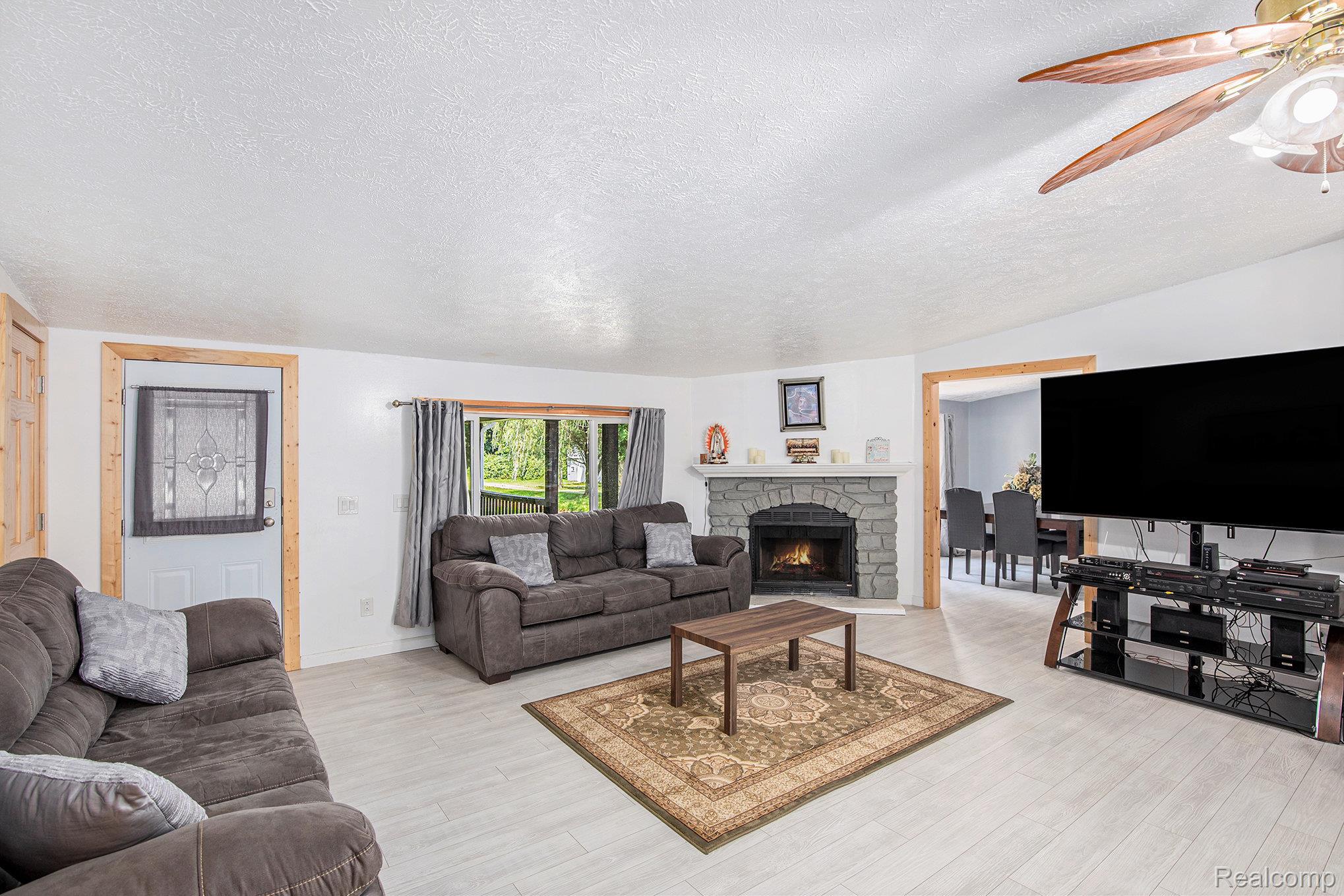 3765 West Burnside Road Columbiaville, MI 48421 - Photo 3 of 28 Family Room