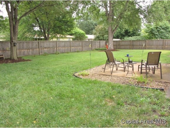 22 Arthur Drive Rochester, IL 62563 - Photo 12 of 13