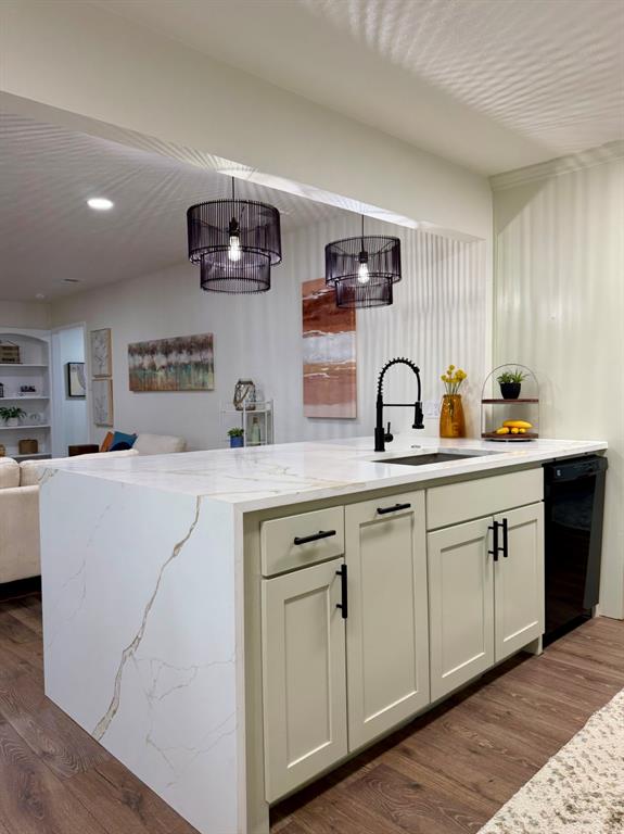 3609 Country Club Road Arlington, TX 76013 - Photo 13 of 40 a kitchen with cabinets a sink and appliances