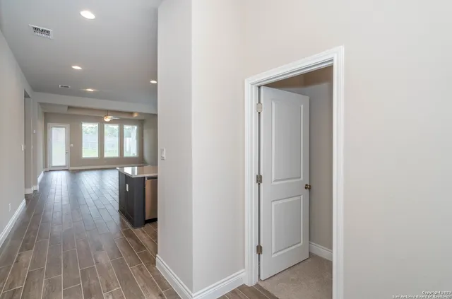 $2,850 | 1154 Cadogan Squire, San Antonio, TX 78260