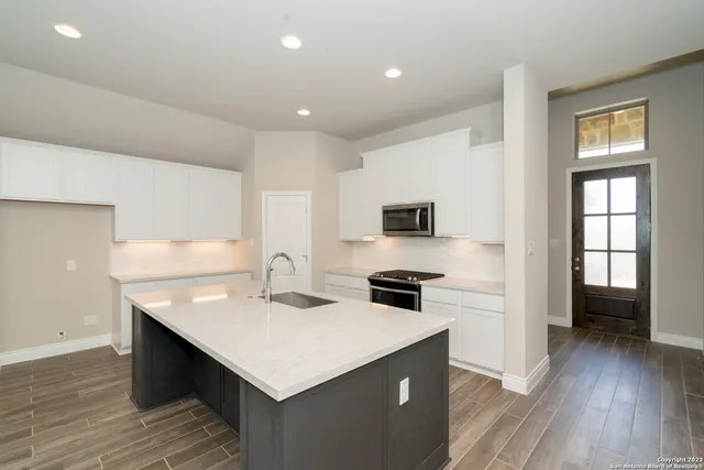 $2,850 | 1154 Cadogan Squire, San Antonio, TX 78260