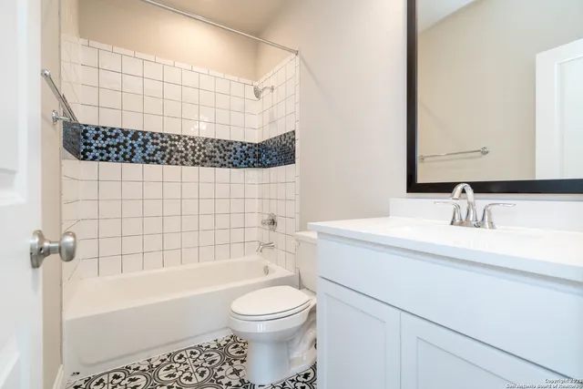 $2,850 | 1154 Cadogan Squire, San Antonio, TX 78260