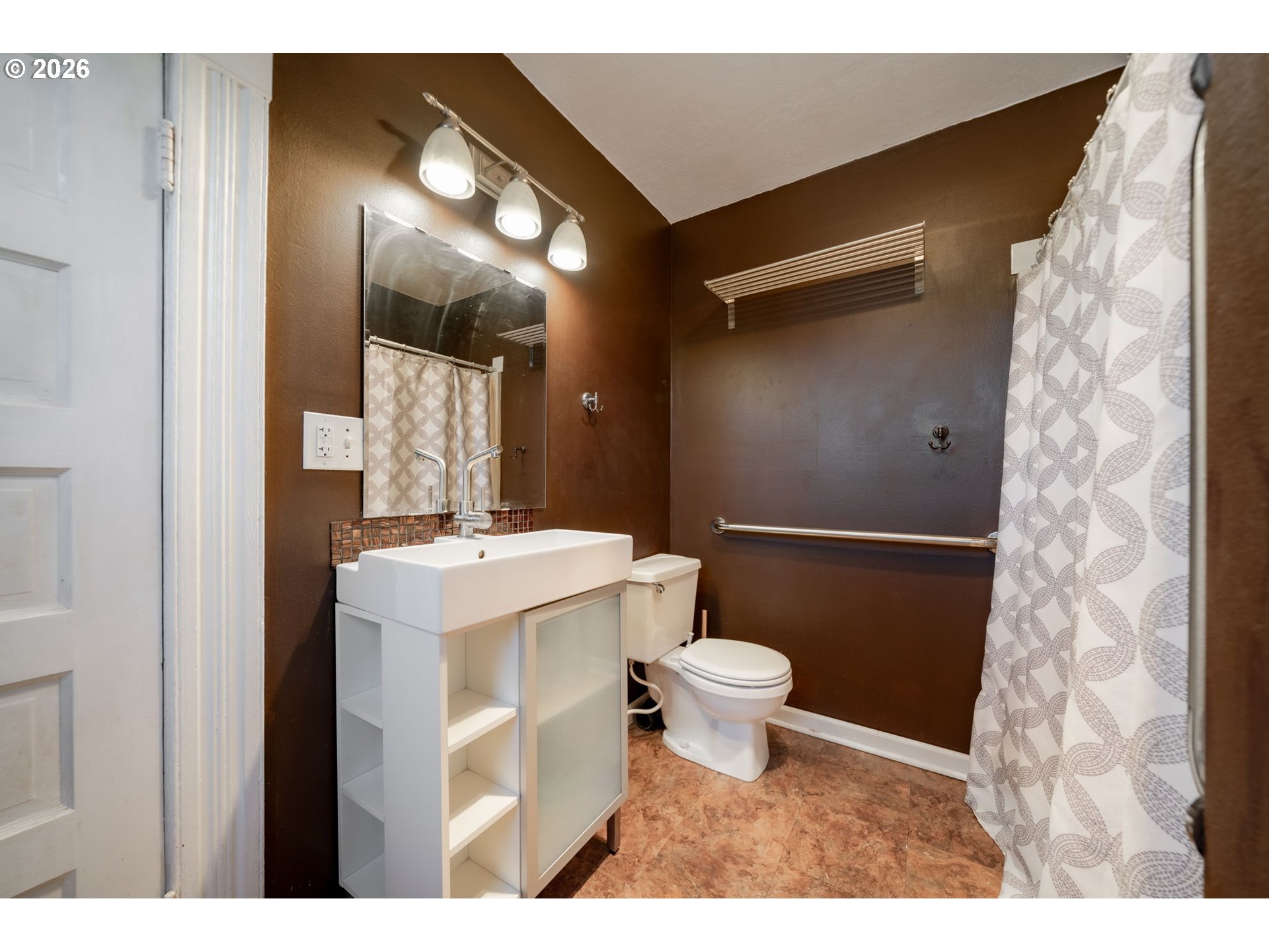 360 Northeast 75th Avenue Portland, OR 97213 - Photo 18 of 36 a bathroom with a sink toilet and shower