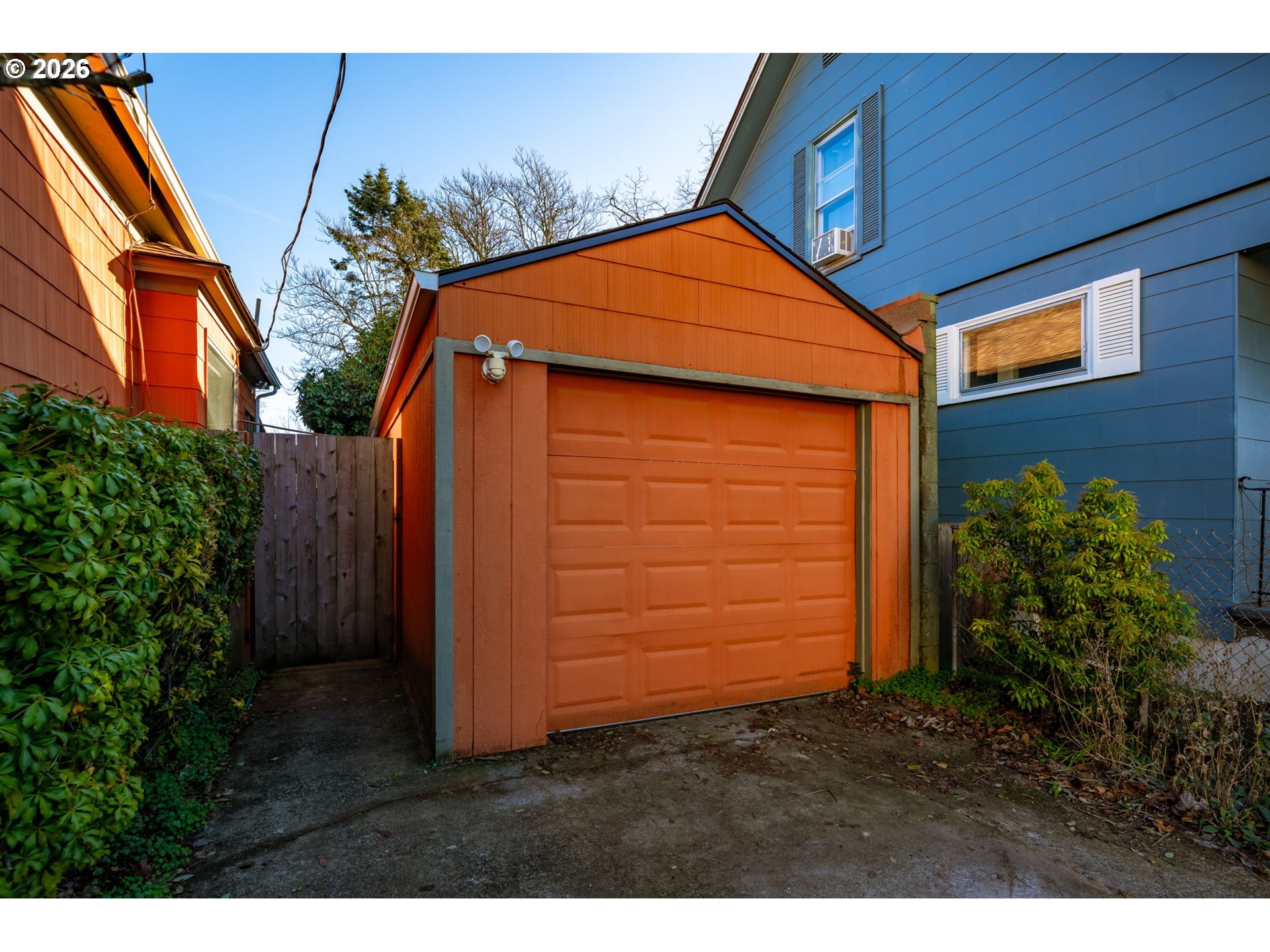 360 Northeast 75th Avenue Portland, OR 97213 - Photo 33 of 36 a backyard of a house