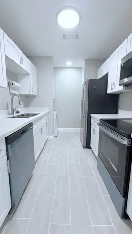 $1,150 | 9707 Richmond Avenue, Unit 78, Houston, TX 77063