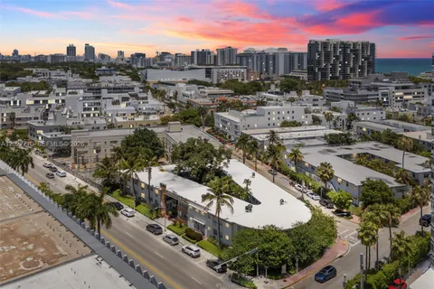 $335,000 | 1925 Washington Avenue, Unit 16, Miami Beach, FL 33139