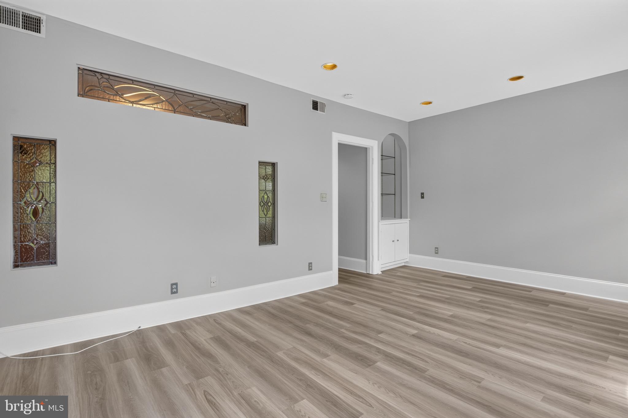 705 8th Street Southeast, Unit 400 Washington, DC 20003 - Photo 7 of 20