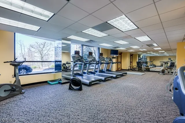 $775,000 | 2 Claridge Drive, Unit NE, Verona, NJ 07044