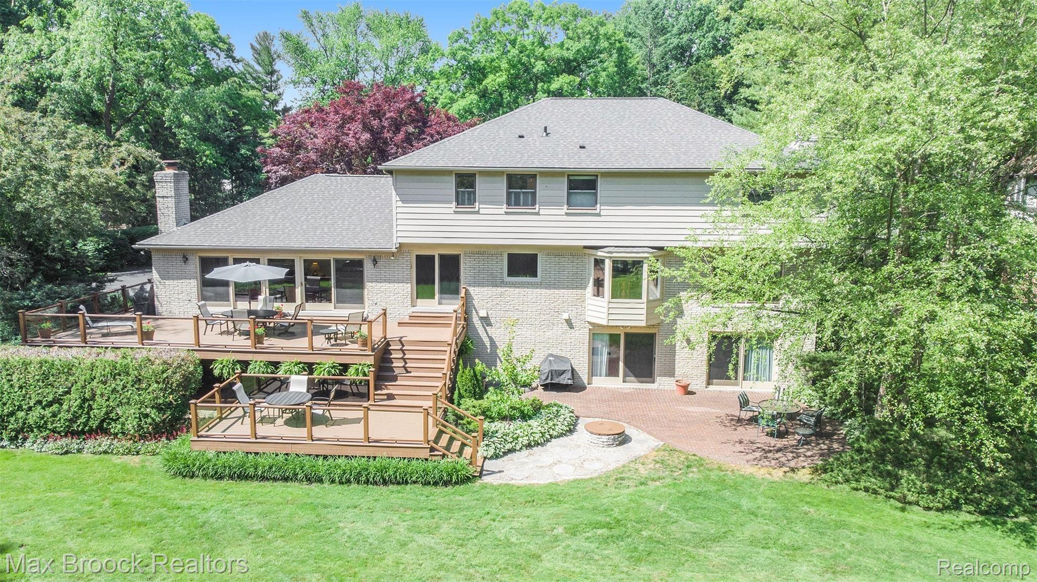582 Overbrook Road Bloomfield Hills, MI 48302 - Photo 49 of 56 DJI_0957.jpg