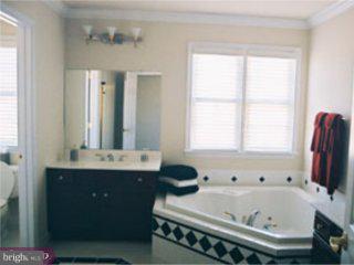 235 Walter Road Chalfont, PA 18914 - Photo 4 of 6 Gallery Image 4