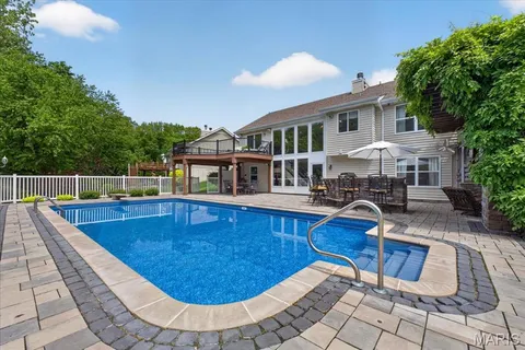 $636,000 | 948 Emerald Oaks Court, Eureka, MO 63025