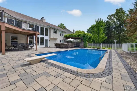 $636,000 | 948 Emerald Oaks Court, Eureka, MO 63025