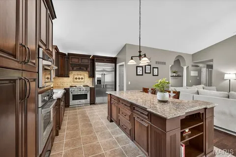 $636,000 | 948 Emerald Oaks Court, Eureka, MO 63025