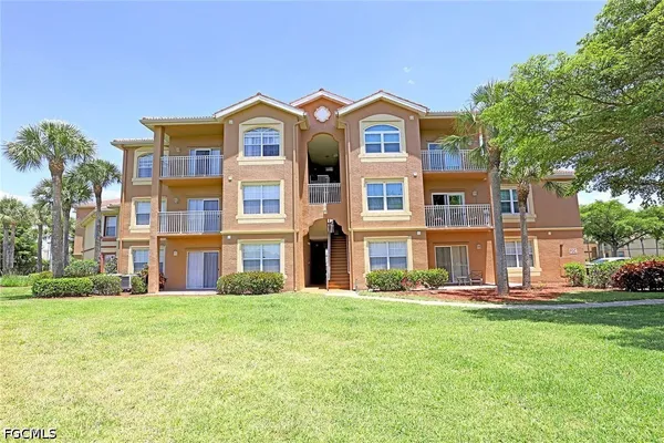 $3,000 | 15630 Ocean Walk Circle, Unit 204, Fort Myers, FL 33908