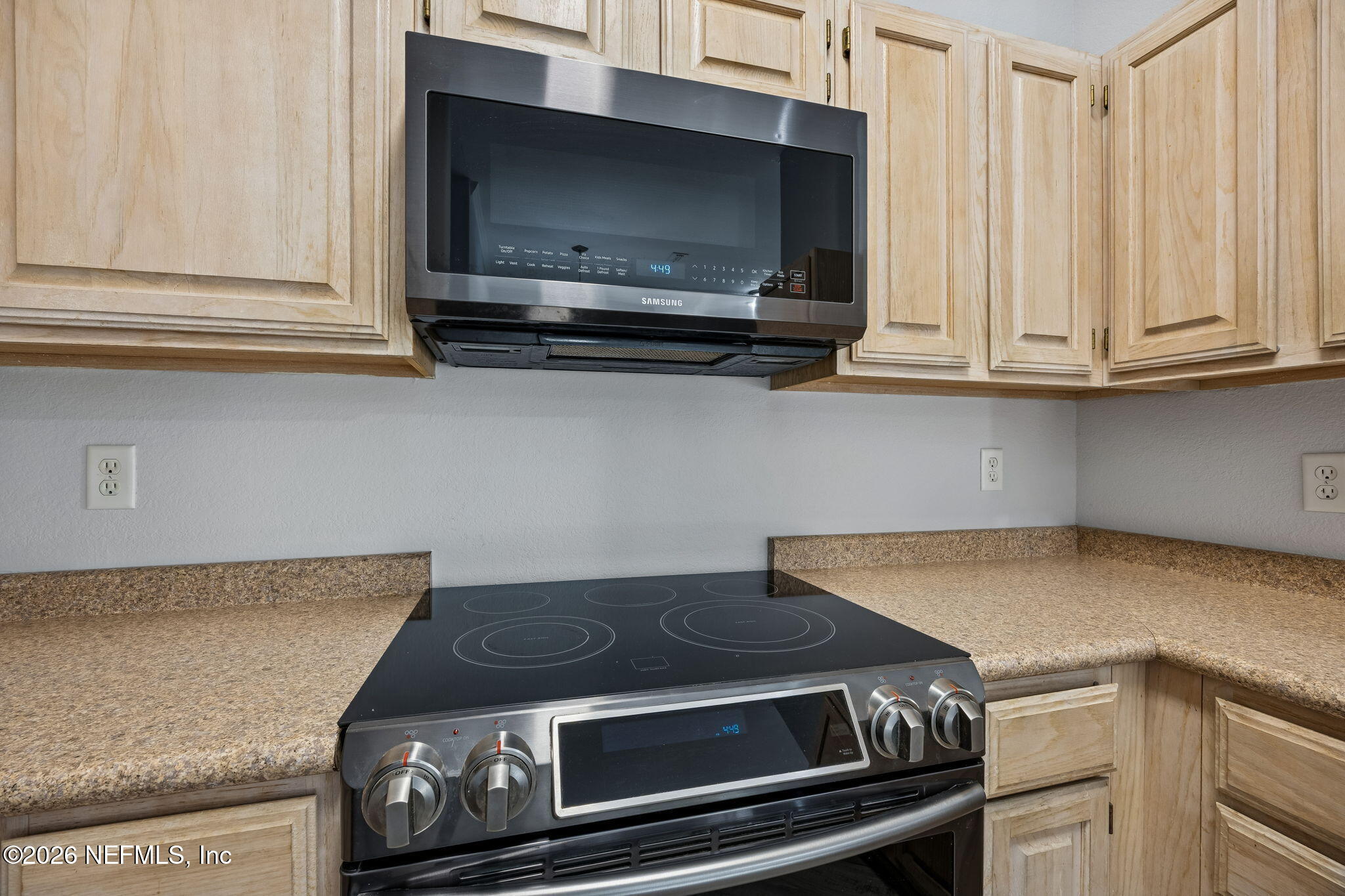 10150 Belle Rive Boulevard, Unit 1806 Jacksonville, FL 32256 - Photo 17 of 51 Kitchen