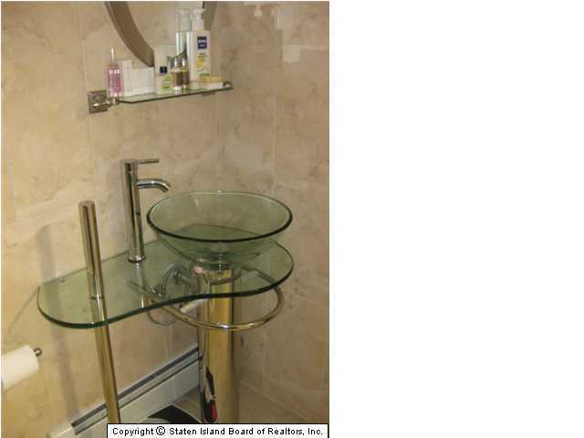 28 Rome Avenue Staten Island, NY 10304 - Photo 14 of 18 Additional Photo