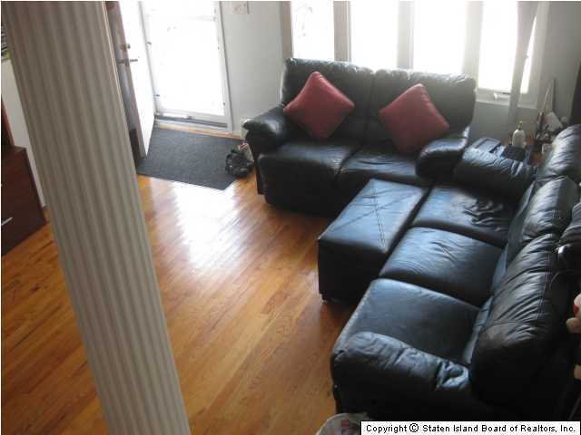 28 Rome Avenue Staten Island, NY 10304 - Photo 6 of 18 Additional Photo
