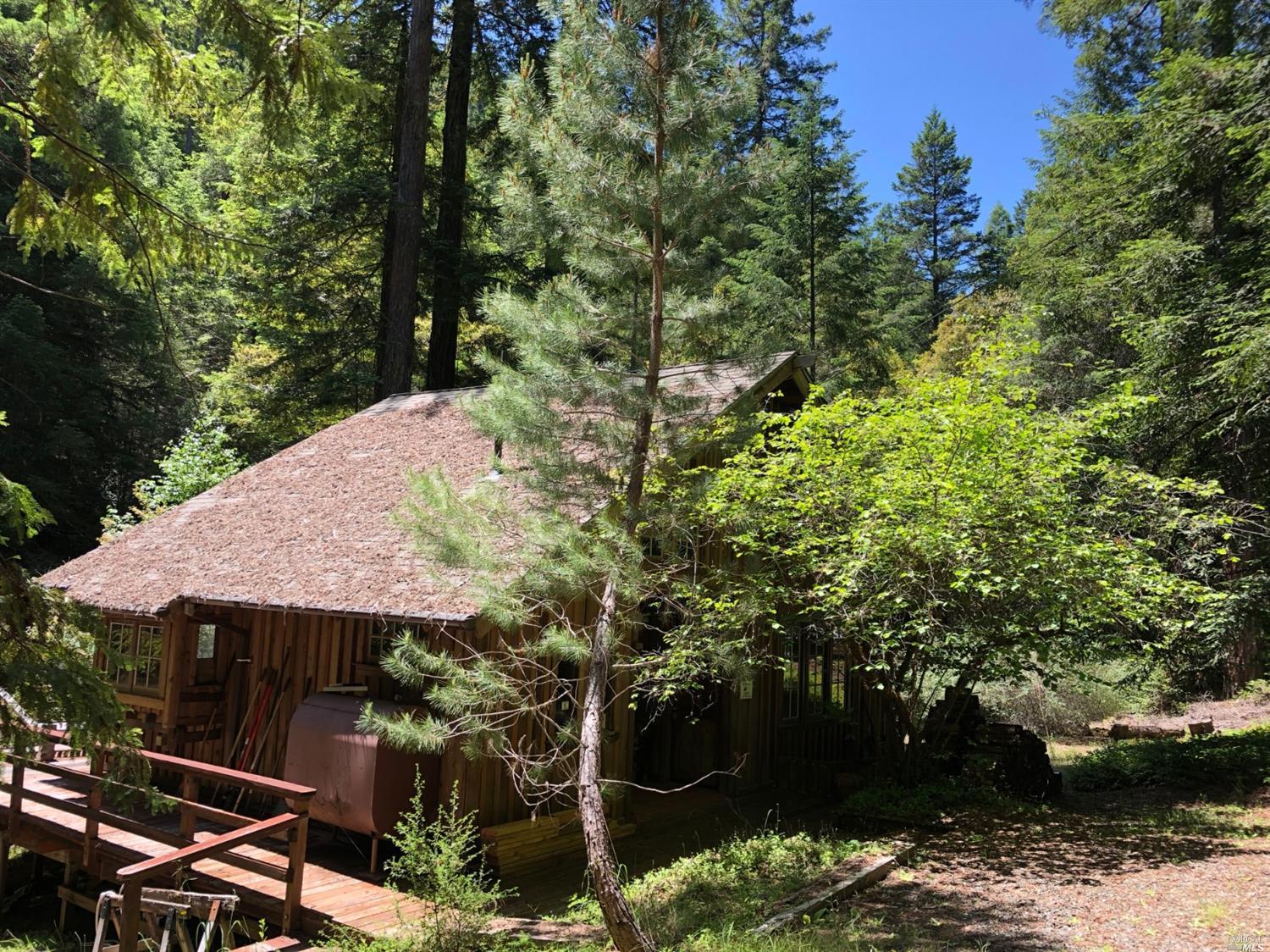 19601 Orr Springs Road Ukiah, CA 95482 - Photo 1 of 1 Gallery Image 1
