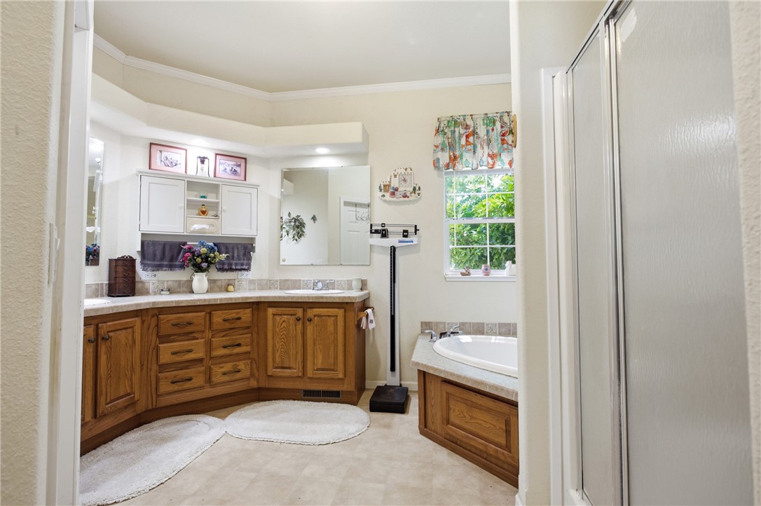 9 Oak Point Neoga, IL 62447 - Photo 8 of 32