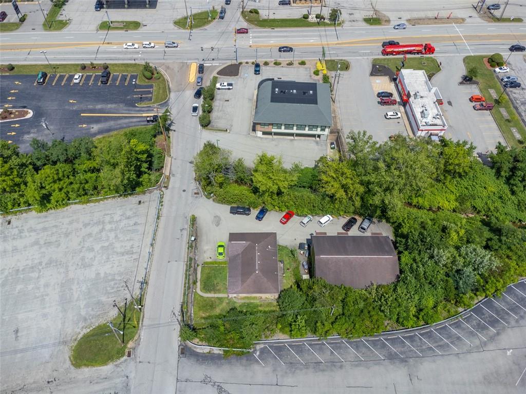 80 Colony Drive Irwin, PA 15642 - Photo 8 of 11 a sign that is sitting on a brick wall