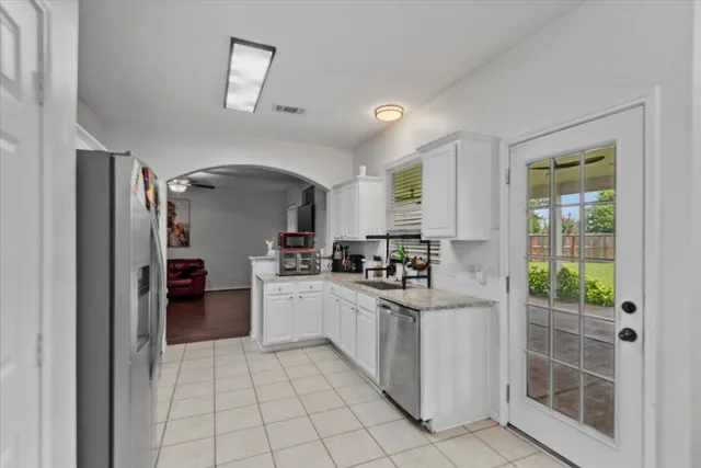 $315,000 | 8731 Majesticbrook Drive, Houston, TX 77095