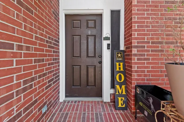 $315,000 | 8731 Majesticbrook Drive, Houston, TX 77095