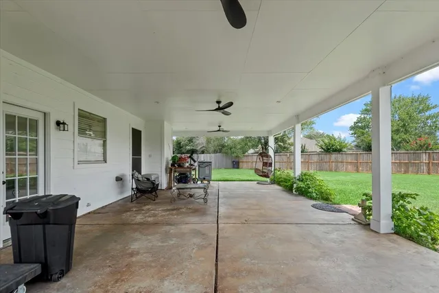 $315,000 | 8731 Majesticbrook Drive, Houston, TX 77095