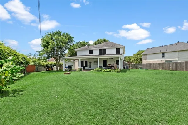 $315,000 | 8731 Majesticbrook Drive, Houston, TX 77095