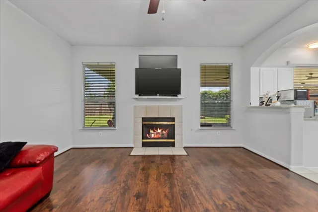 $315,000 | 8731 Majesticbrook Drive, Houston, TX 77095