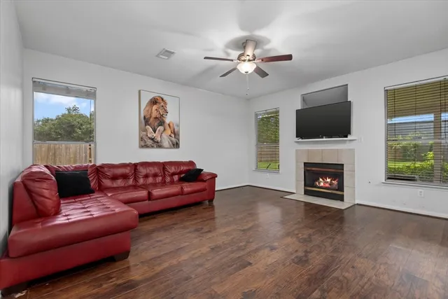 $315,000 | 8731 Majesticbrook Drive, Houston, TX 77095