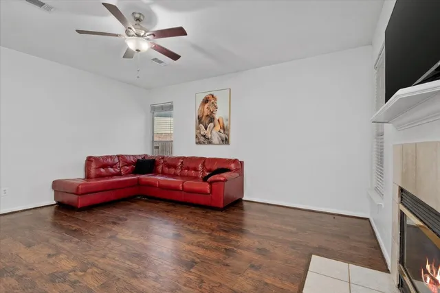 $315,000 | 8731 Majesticbrook Drive, Houston, TX 77095