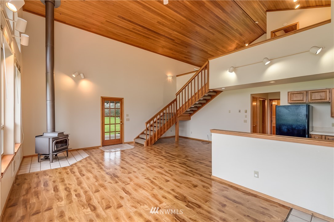 7526 Eason Road Maple Falls, WA 98266 - Photo 6 of 25 Gallery Image 6