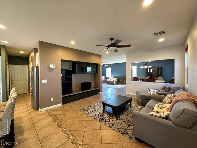 $2,630 | 1380 Haven Green Court, Henderson, NV 89012