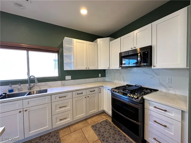 $2,630 | 1380 Haven Green Court, Henderson, NV 89012