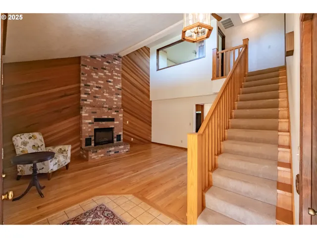 $499,900 | 2465 40th Avenue Southeast, Albany, OR 97322