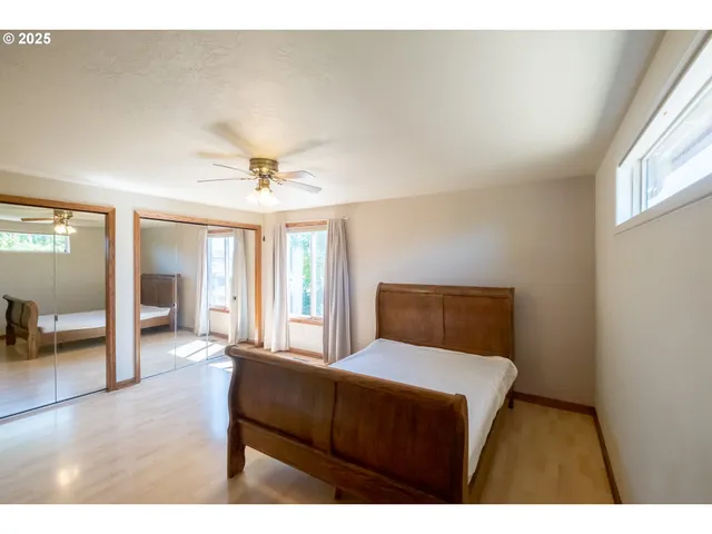 $499,900 | 2465 40th Avenue Southeast, Albany, OR 97322