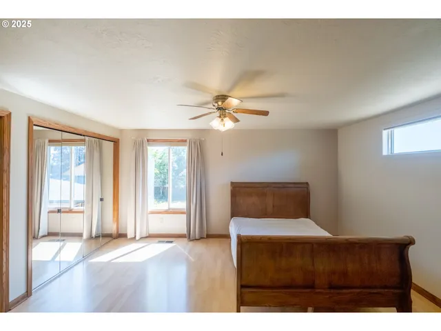 $499,900 | 2465 40th Avenue Southeast, Albany, OR 97322