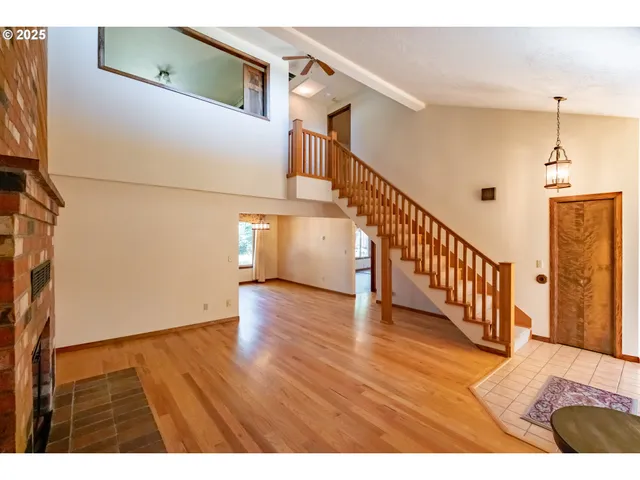 $499,900 | 2465 40th Avenue Southeast, Albany, OR 97322