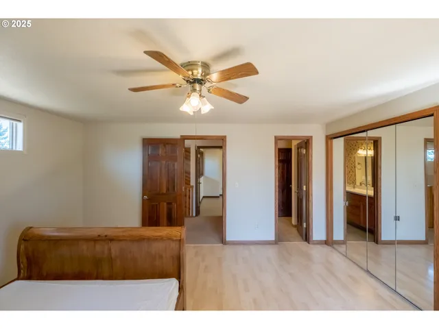 $499,900 | 2465 40th Avenue Southeast, Albany, OR 97322